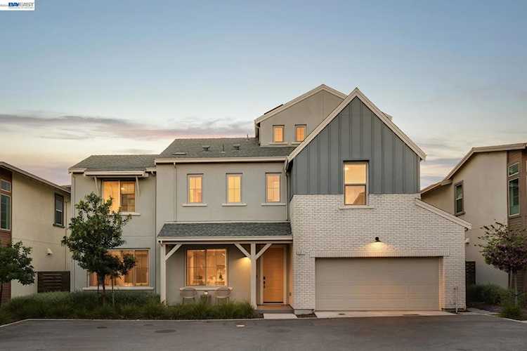 6017 Basaltina Pl, Dublin, CA 94568