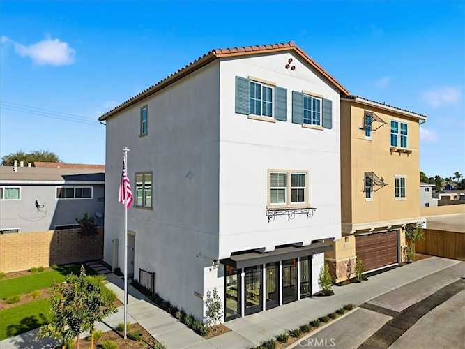 11448 Clover Ln, El Monte, CA 91731