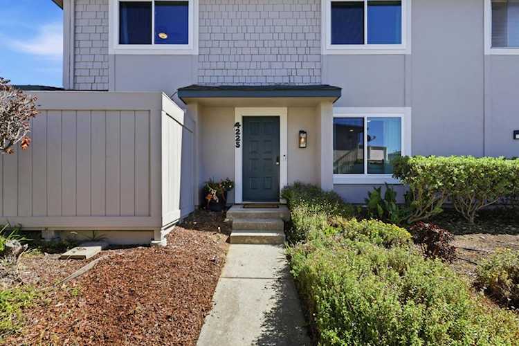 4225 Topsail Ct, Soquel, CA 95073