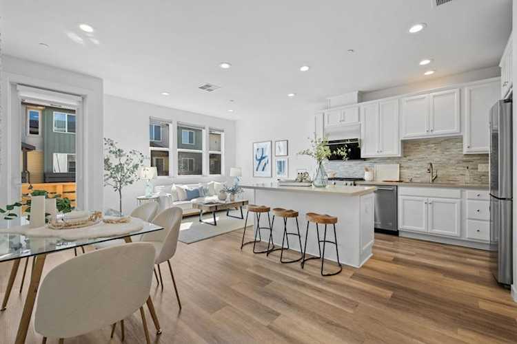 511 Sage Ct, Milpitas, CA 95035