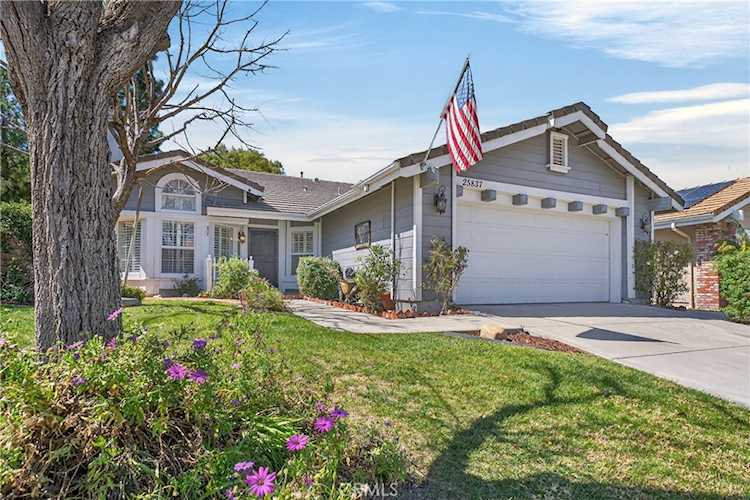 25837 Anderson Ln, Stevenson Ranch, CA 91381