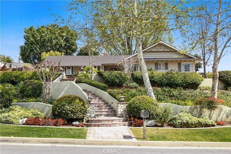 9626 La Alba, Whittier, CA 90603