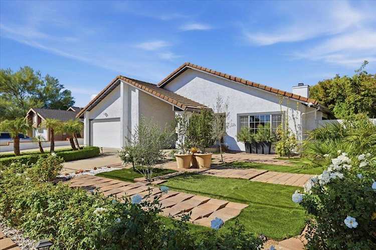 1369 Washington Ave, Pomona, CA 91767