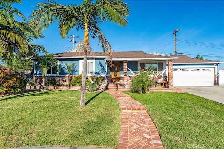 11704 Thermal Dr, La Mirada, CA 90638