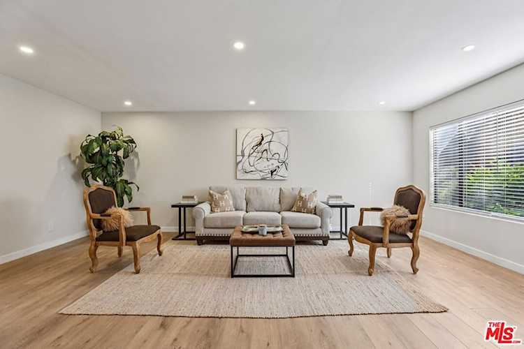 1330 Stonewood Ct, San Pedro, CA 90732