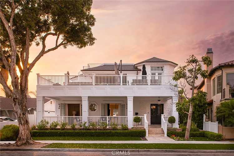 1160 Pine St, Coronado, CA 92118