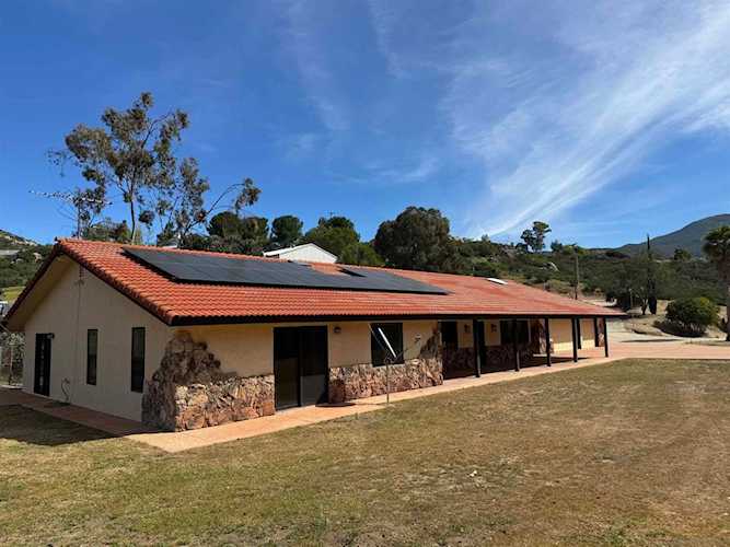 1394 Peutz Valley Road, Alpine, CA 91901