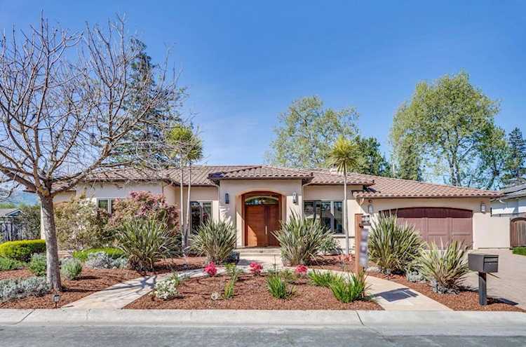 1534 Wessex Ave, Los Altos, CA 94024
