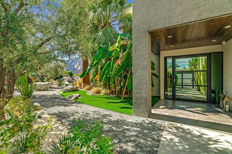 427 N Avenida Caballeros, Palm Springs, CA 92262 | RubyHome