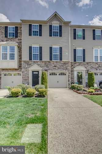 NEIGHBORHOOD｜11SS Acre/ C-JKT（L） Sicklerville Homes For Sale- 31 Village Green Ln Just listed in
