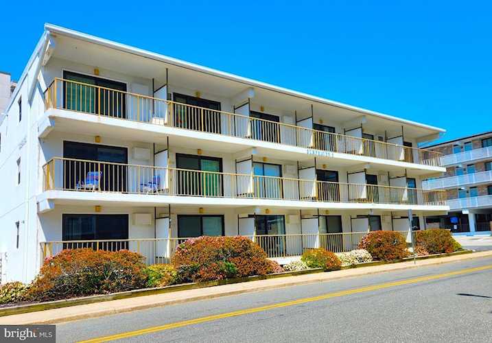 Surf Haven Real Estate for Sale - 6 87th St #305 in Ocean City Photo 1