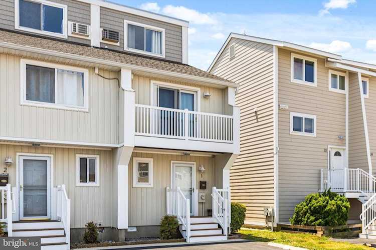Crab Cove 32Nd St Real Estate for Sale - 501 Penguin Dr #1A01 in Ocean City Photo 1
