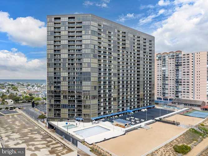 Golden Sands Real Estate for Sale - 10900 Coastal Hwy #910 in Ocean City Photo 1