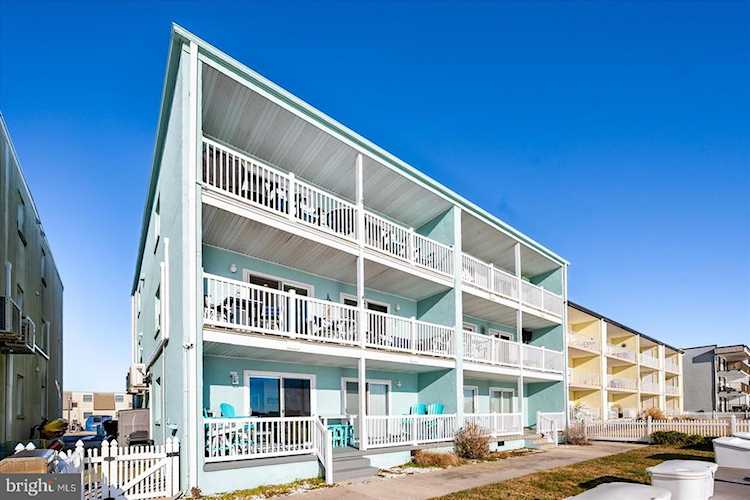 Palm Bay Real Estate for Sale - 419 Bayshore Dr #202 in Ocean City Photo 1