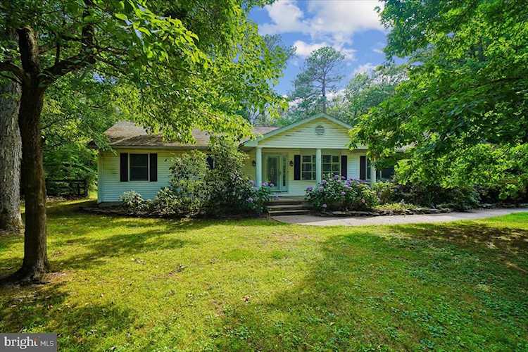  Real Estate for Sale - 10541 Shady Dr in Berlin Photo 1