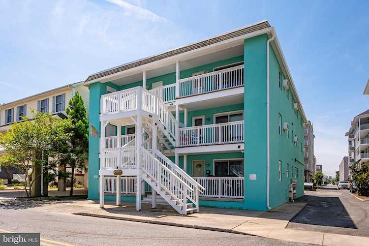 Oceanside 42 Real Estate for Sale - 15 42nd St #1W in Ocean City Photo 1