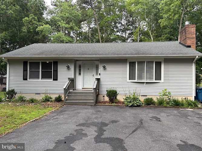  Real Estate for Sale - 170 Windjammer Rd in Ocean Pines Photo 1