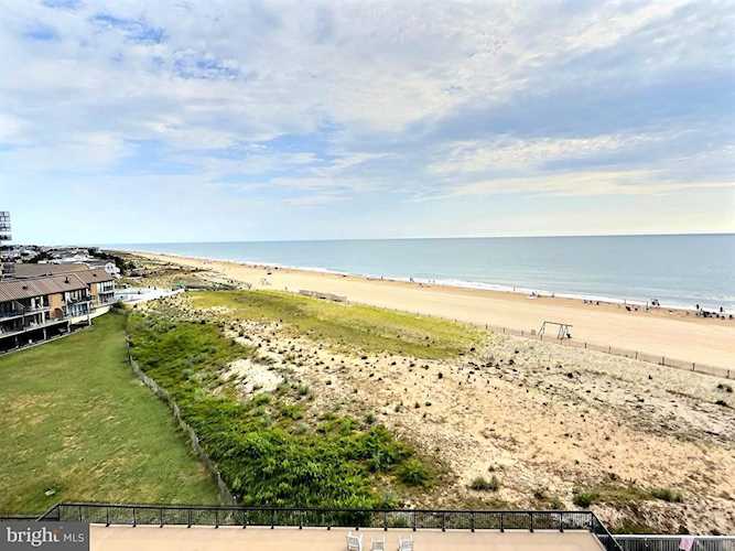 Sea Colony Chesapeake Real Estate for Sale - 601 Chesapeake House Rd in Bethany Beach Photo 1