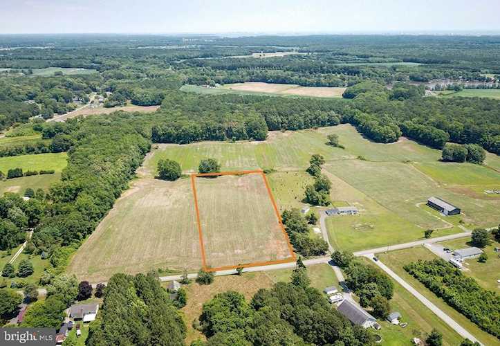  Real Estate for Sale - Dinges Rd in Berlin Photo 1