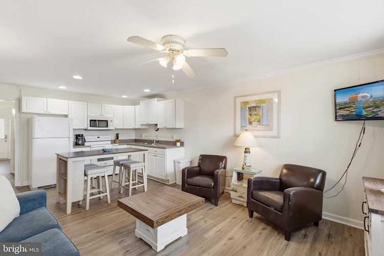 Paradise Bay Real Estate for Sale - 409 Saint Louis Ave #60 in Ocean City Photo 1