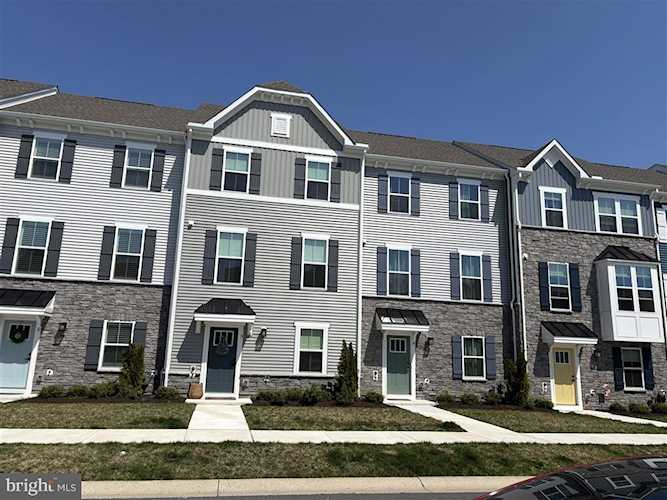  Real Estate for Sale - 12433 Coastal Marsh Dr #5 in Berlin Photo 1