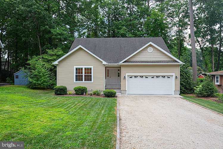  Real Estate for Sale - 42 Harpoon Rd in Ocean Pines Photo 1