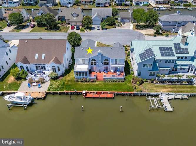  Real Estate for Sale - 24 Stacy Ct in Ocean Pines Photo 1
