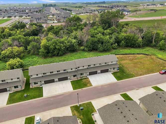 Front exterior view of 3509 E Siasconset Pl, Sioux Falls, SD