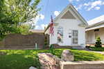 1307 Chartres St New Albany IN 47150 | MLS 202407492 Photo 2
