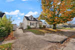 412 Accrusia Ave Clarksville IN 47129 | MLS 2024012191 Photo 4