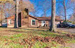 928 Hazelwood Park Clarksville IN 47129 | MLS 2024012344 Photo 1