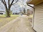 30 Mcbride Dr Jeffersonville IN 47130 | MLS 2024012781 Photo 2