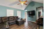 501 Mulberry St Jeffersonville IN 47130 | MLS 202506110 Photo 4