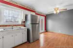 925 Redwood Dr Clarksville IN 47129 | MLS 202506499 Photo 9