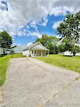 542 North St Austin IN 47102 | MLS 202508479 Photo 2