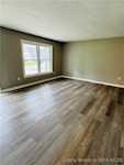 3938 Carver St New Albany IN 47150 | MLS 202508719 Photo 3