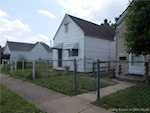 321 Galt St New Albany IN 47150 | MLS 202508669 Photo 2