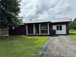 2318 N Lakeview Dr Austin IN 47102 | MLS 202508758 Photo 2