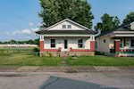 240 Clay St New Albany IN 47150 | MLS 202508769 Photo 3