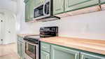 1753 Twin Oaks Dr New Albany IN 47150 | MLS 202508905 Photo 10