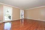 605 Rothbury Ln Louisville IN 40243 | MLS 202508907 Photo 8