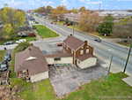 1302 E 10th St Jeffersonville IN 47130 | MLS 202508869 Photo 4