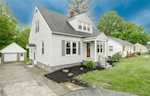 1739 Mcdonald Ln New Albany IN 47150 | MLS 202507958 Photo 1
