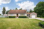 220 Maevi Dr New Albany IN 47150 | MLS 202509154 Photo 1