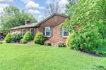 133 Edgemont Dr New Albany IN 47150 | MLS 202509192 Photo 2