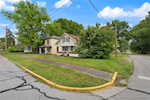 452 W Stansifer Ave Clarksville IN 47129 | MLS 202509344 Photo 2