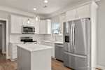2105 Loop Island Way New Albany IN 47150 | MLS 2024012452 Photo 3