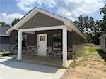 1402 Frederick Ave Jeffersonville IN 47130 | MLS 202509674 Photo 2