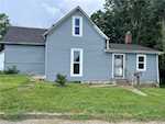 404 E Mulberry St Salem IN 47167 | MLS 202509827 Photo 1