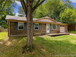 3011 Douglas Blvd Jeffersonville IN 47130 | MLS 202509836 Photo 11